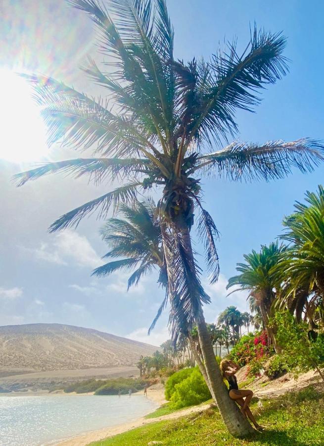 Olas De Lobos Corralejo Bagian luar foto